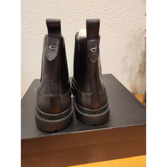 Coach Carver Black Chelsea Lug Sole Boots US 10 D NIB Leather Logo Detail street - Picture 3 of 8